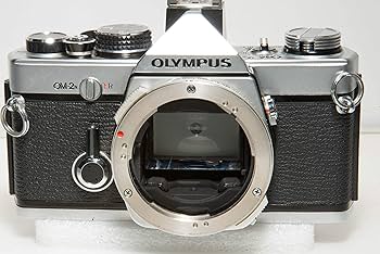 【整備品】OLYMPUS OM-2N フィルムカメラ動作確認済み　広角レンズ 整備品】OLYMPUS OM-2N フィルムカメラ動作確認済み 広角レンズ